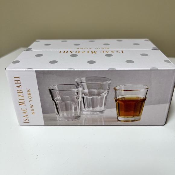 Isaac Mizrahi NIB Leo shot glasses. Set of 6. Adorable! - Picture 2 of 8